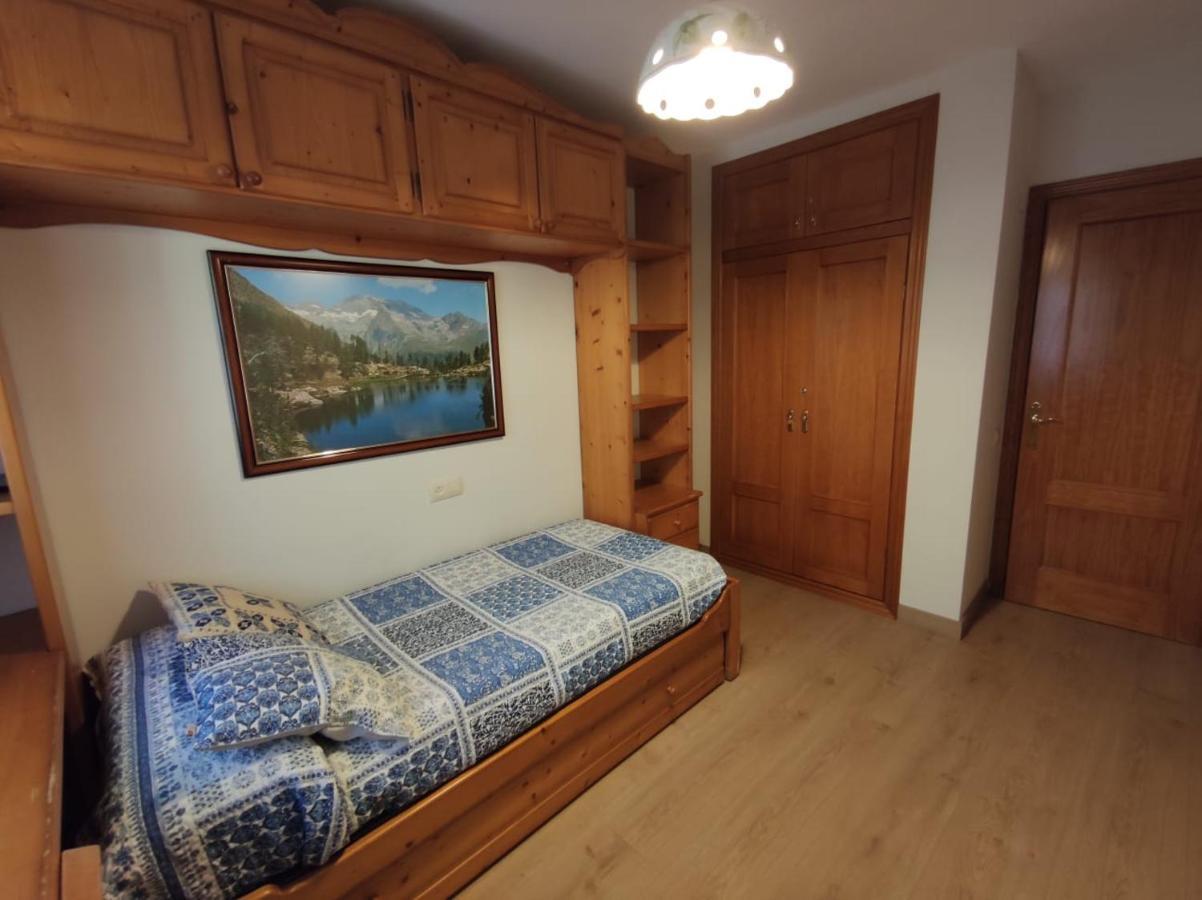 Apartamento Casa Siñantonio Benasque centro Exterior foto