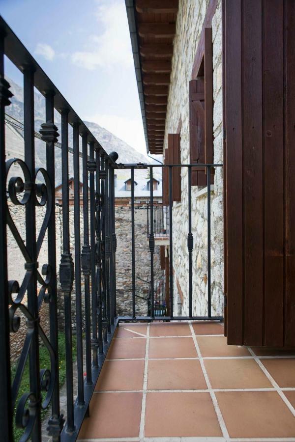 Apartamento Casa Siñantonio Benasque centro Exterior foto