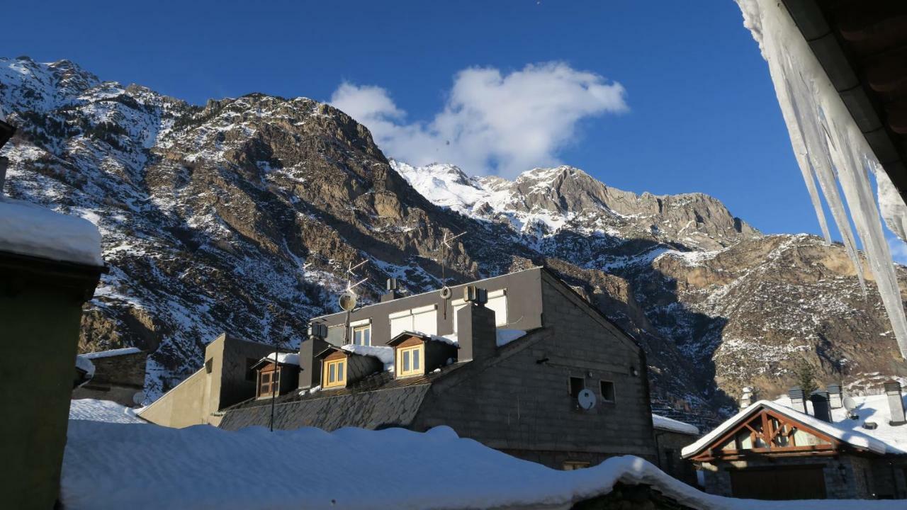 Apartamento Casa Siñantonio Benasque centro Exterior foto